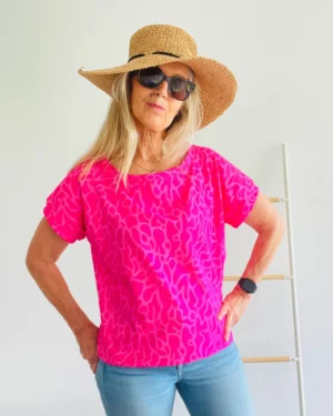 top sweat manches courtes femme coupe loose en maille, porté ample avec encolure et finitions bord côte, patron PDF FANTASTIK